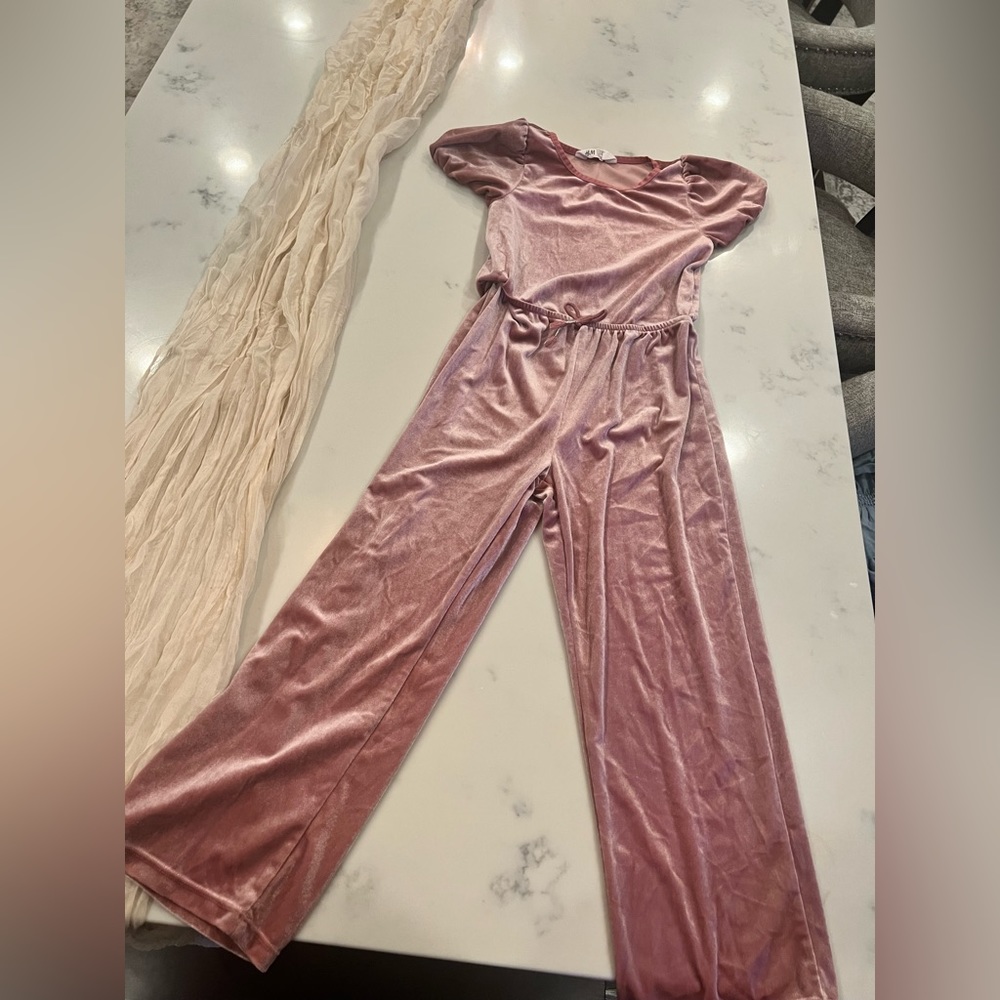 H&M pink velvet jumpsuit size 6x
